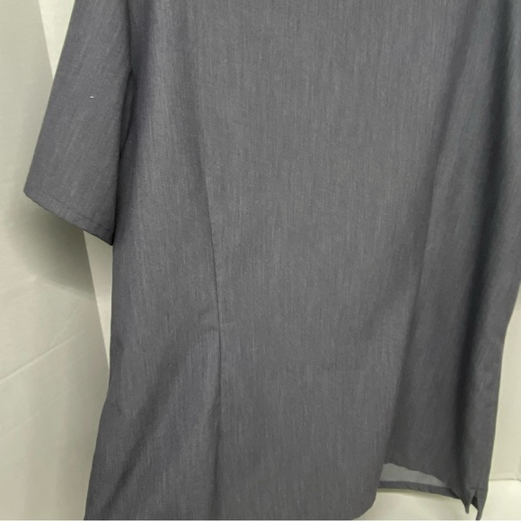 Figs Technical Collection Size XXL Graphite Gray V Neck Scrub Top 3 Pockets - Picture 7 of 14